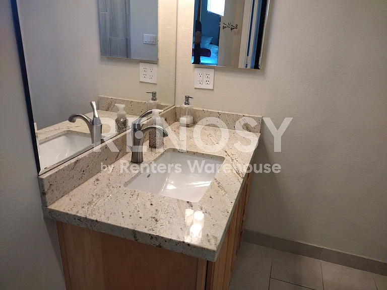 2124 N Lazona Dr — Photo 12