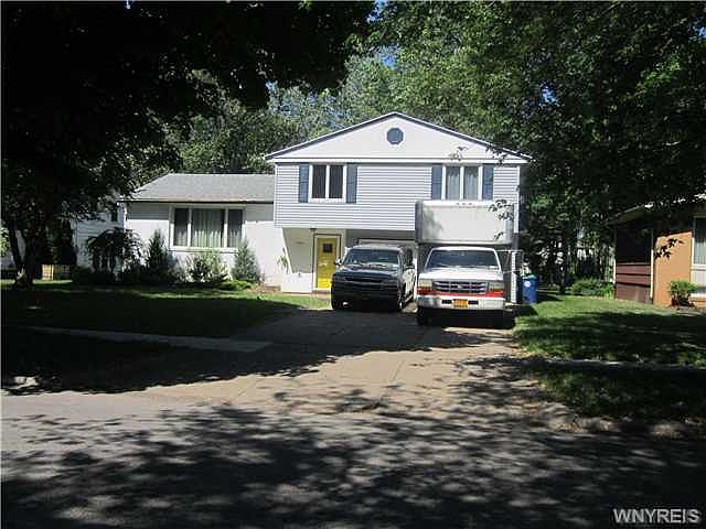 1st image of 354 Sherbrooke Ave