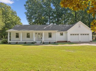 205 E Hills Ter, Dickson, TN 37055