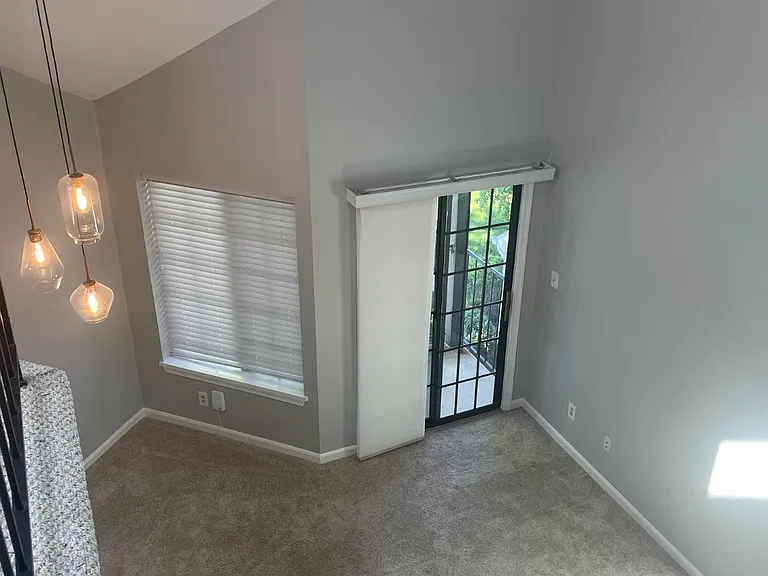 6008 Ellesmere Ct #F — Photo 12