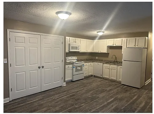 240 Geri Ln Photo 1