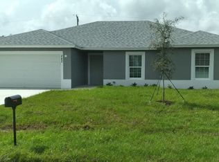 242 SW Airview Ave, Pt Saint Lucie, FL 34984