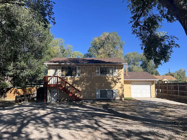 44 Sunflower Rd #B — Photo 1