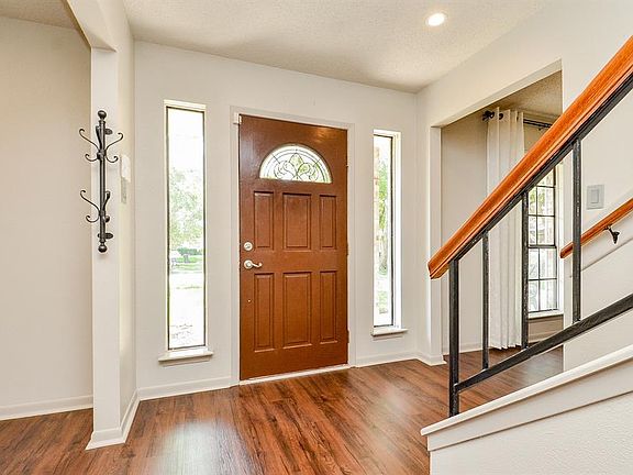 With a perspective like this one, you'll never get tired of walking through your front door.