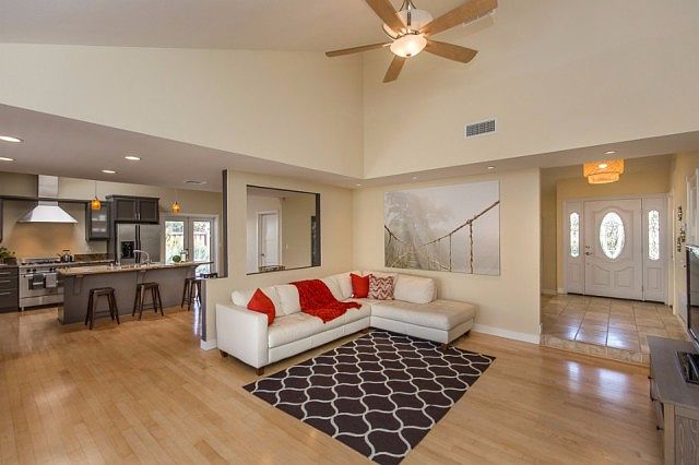 1st image of 3114 Apache Cir