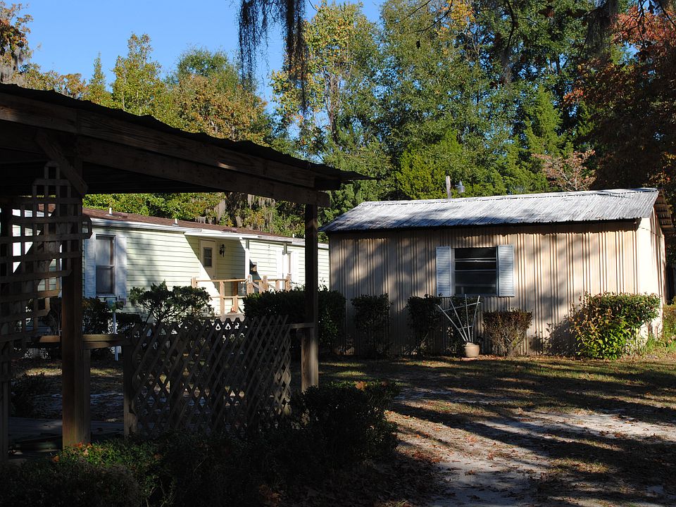 2nd image of 213 NW Spice Ln