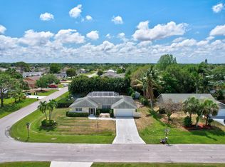 102 SW Airview Ave, Port Saint Lucie, FL 34984