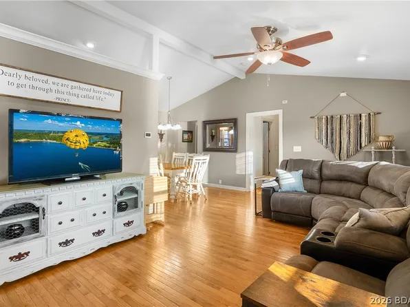 155 Lake Rd, Camdenton, MO 65020