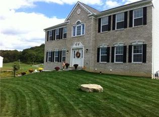 311 Davinci Ct, Belle Vernon, PA 15012