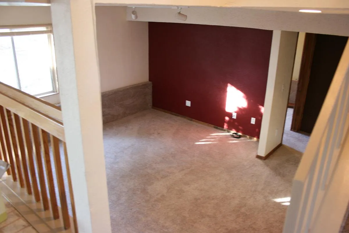 3 bed, 1368 sqft, $2,250 — Photo 4