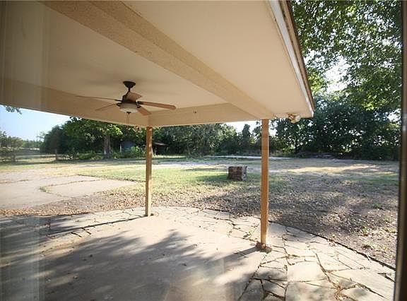 5th image of 4488 Pecan Place Dr