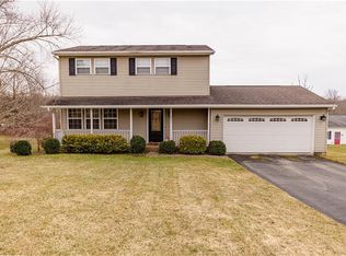 3673 Mitchell Rd, New Castle, PA 16105