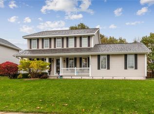 1049 63rd St, West Des Moines, IA 50266