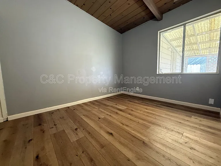54 Shasta Way — Photo 7
