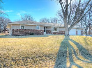 3122 Chancery Rd, Rockford, IL 61109