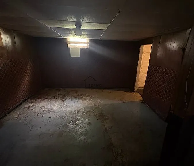 1076 W Packard St — Photo 10