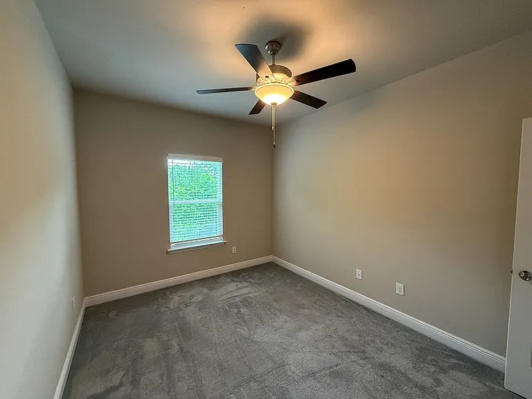 9801 Nature Creek Blvd — Photo 13