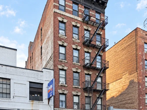 411 West 45th Street
