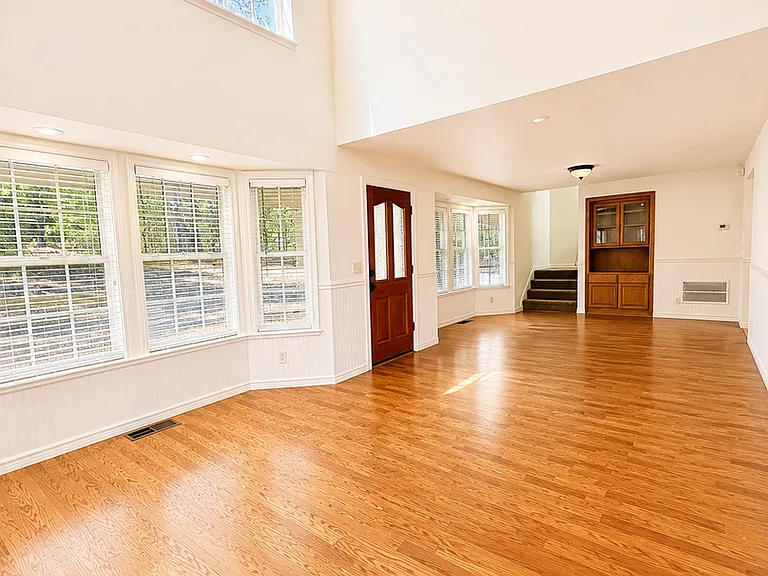 15085 McElroy Rd — Photo 7