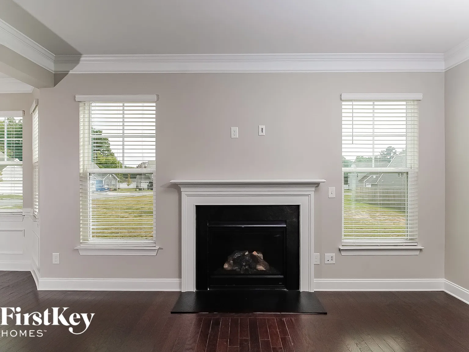 4 bed, 2.5 bath, 2648 sqft, $2,765 — Photo 2