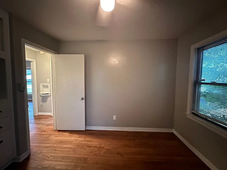 3409 Willow Creek Dr — Photo 16
