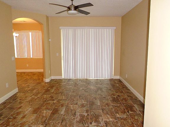 4th image of 2210 Seminole Palms Drive