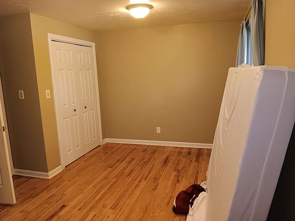 5th image of 16 & 18 Adams Ave #16