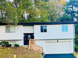 1157 Boy Scout Rd, Hixson, TN 37343