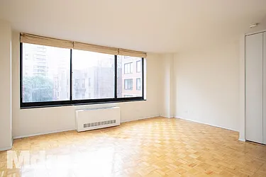 Rented by Mdrn Residential