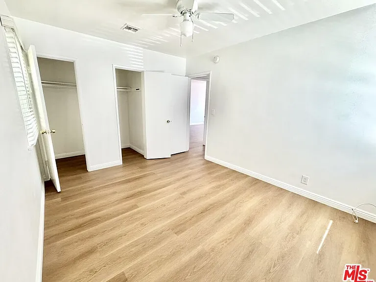 3713 1/2 Selby Ave — Photo 21