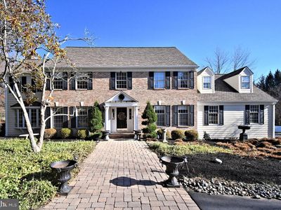 4 Pine Heritage Dr, Newtown, PA, 18940