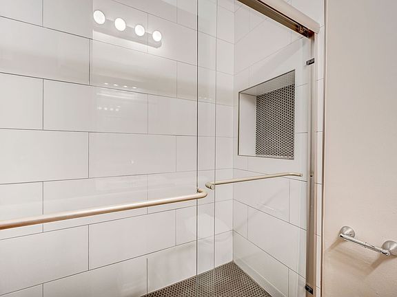 5th image of 3124 W National Ave APT 14
