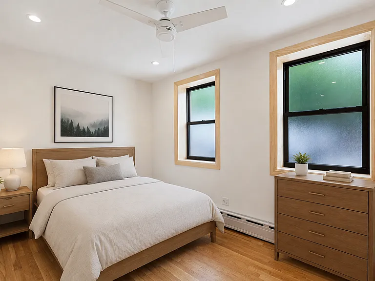 315 E Houston St #1 — Photo 5