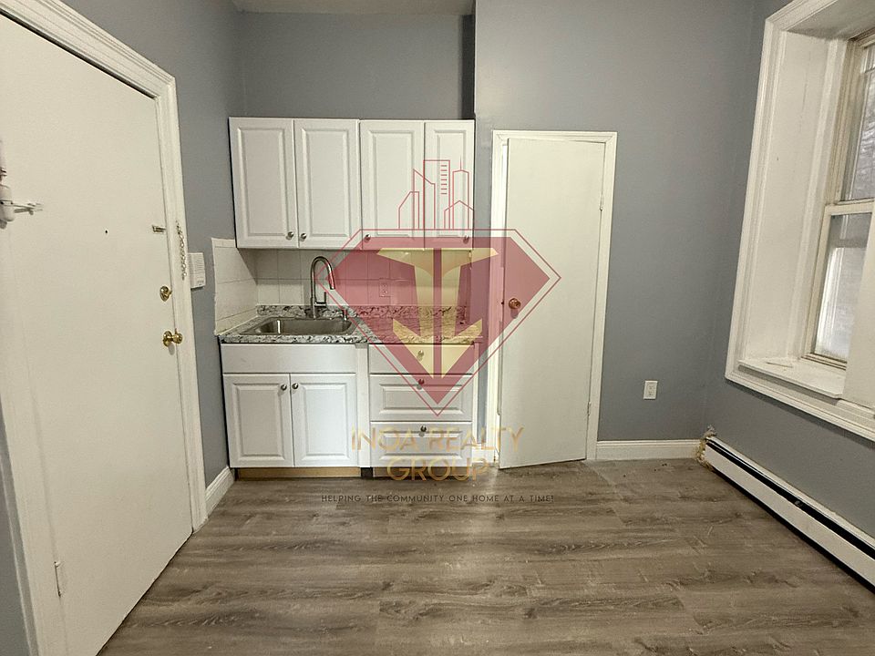1st image of 2211 Central Ave #6N