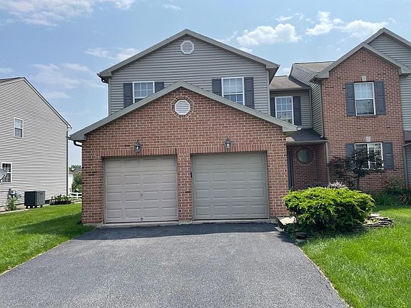 3rd image of 2600 Chestnut Ln