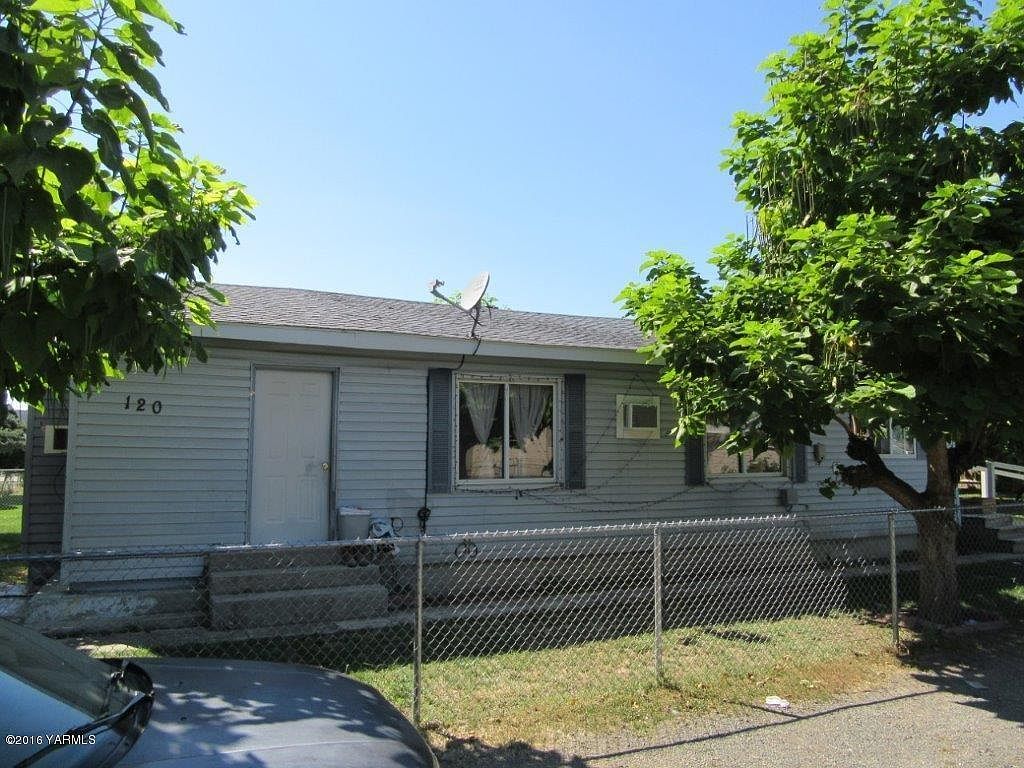 120 E A St, Wapato, WA 98951 Zillow