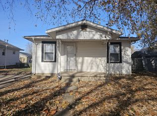 1012 W 15th St, Muncie, IN 47302