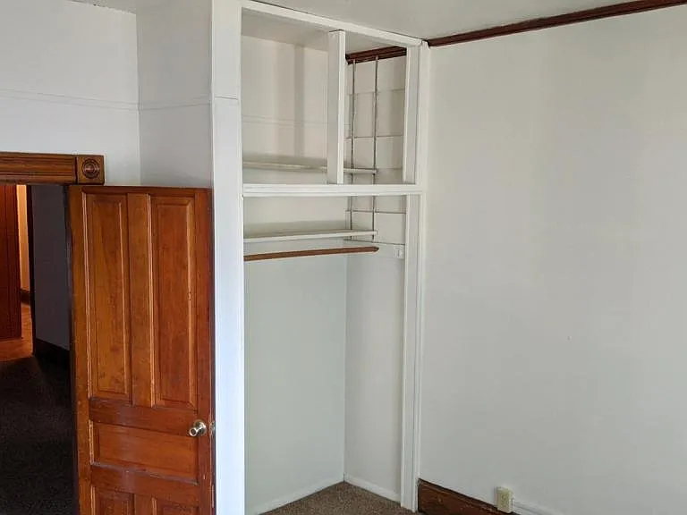 904 Vine St — Photo 16