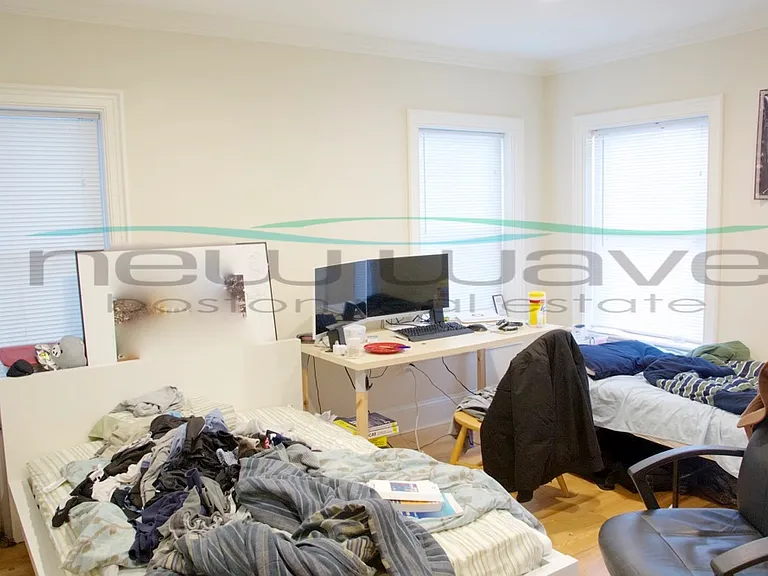 1 Oswald St #1 — Photo 15