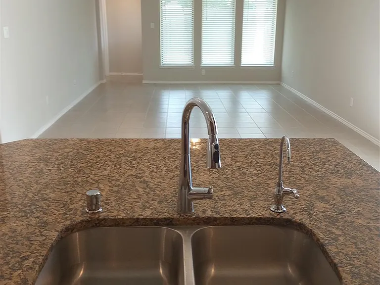 31053 Regal Elm Ln — Photo 16