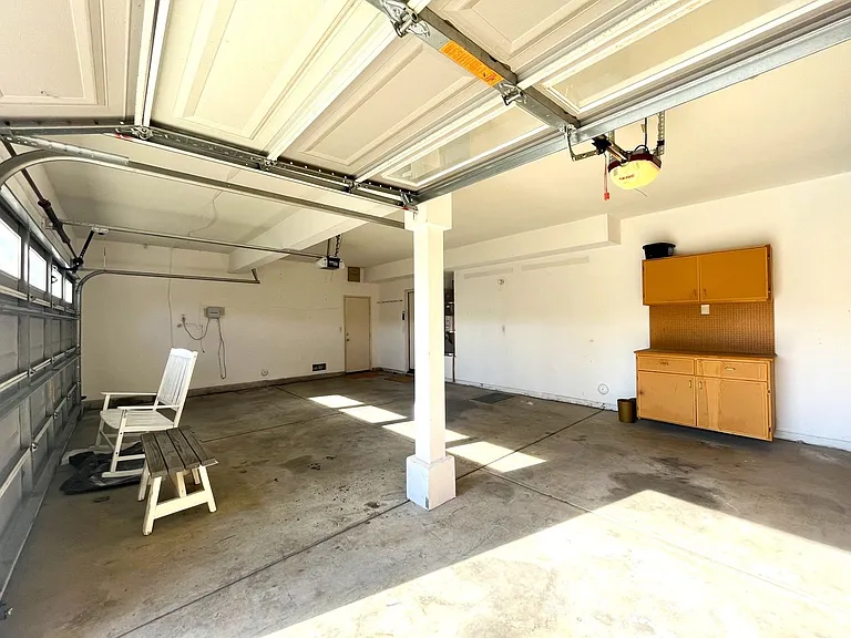 4130 Prairie Dunes Dr — Photo 41
