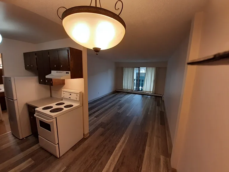 20727 Fraser Hwy #11 — Photo 4