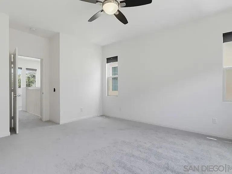 1041 Sea Glass Way — Photo 28