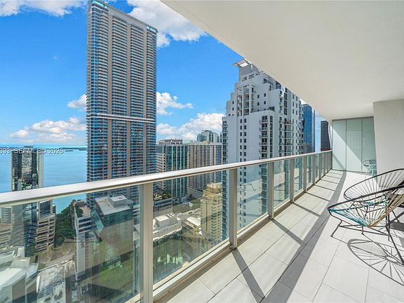 2nd image of 1010 Brickell Ave Unit 3904