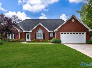 113 Smokey Quartz Dr, Madison, AL 35757