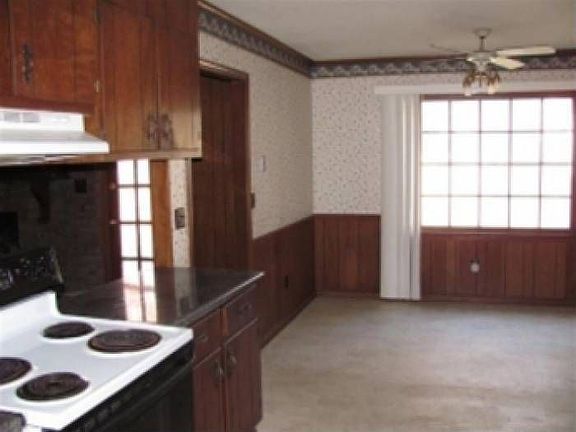 breakfast nook