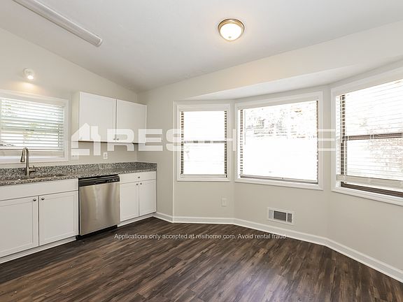 4th image of 3330 Revere Cir