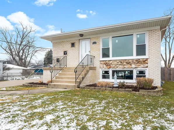 4946 W 121st St, Alsip, IL 60803