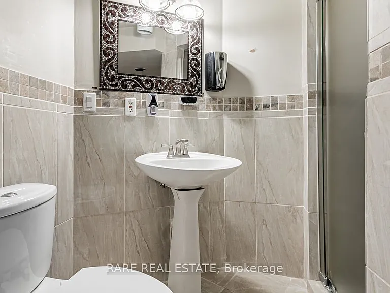 22 Bamford Cres — Photo 16