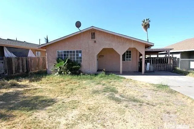 1796 Olive Ave photo 1